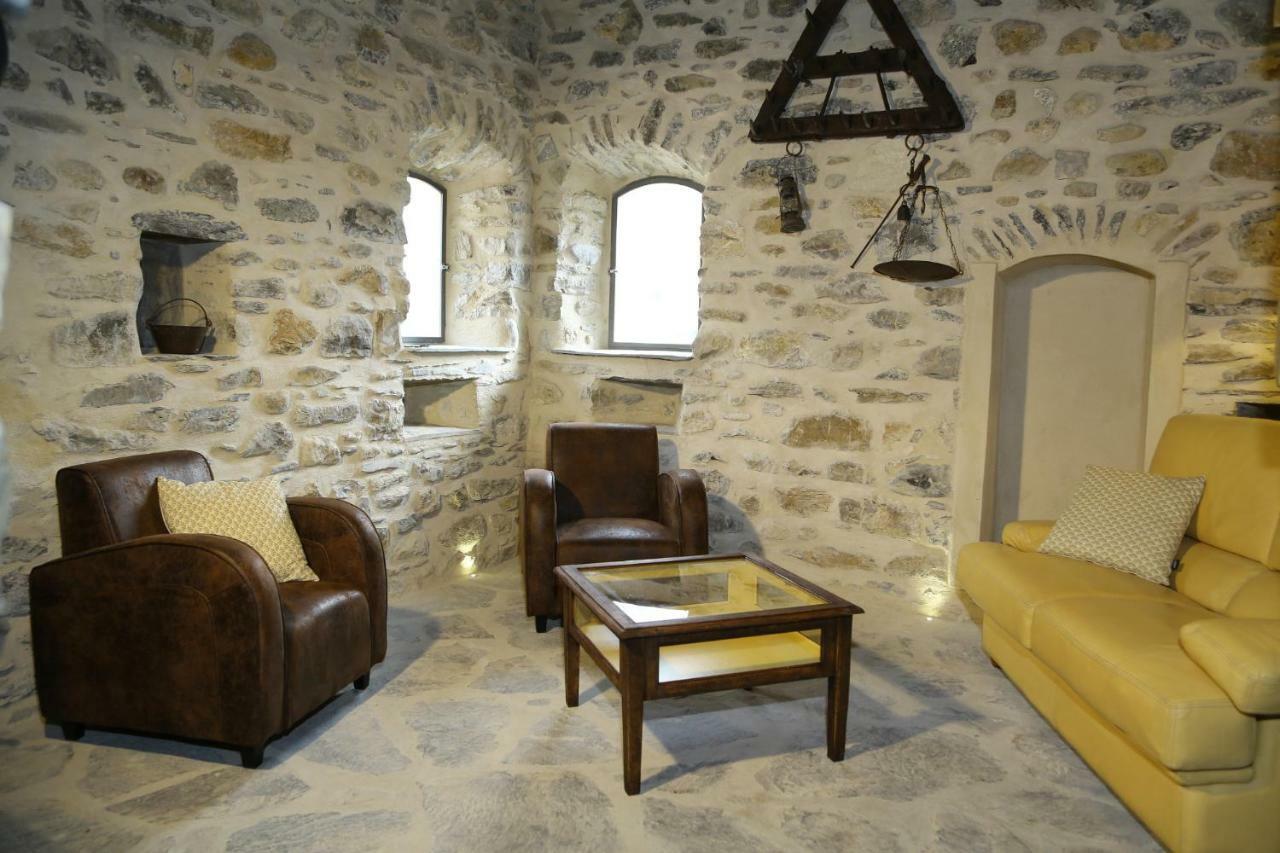 شقة Casa Francesca Torre Saracena دولتشيدو المظهر الخارجي الصورة